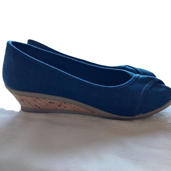 St. Michael From M&S Canvas Wedge Open Toe Espadrilles shoes, Size 9/UK 7 - Picture 1 of 6